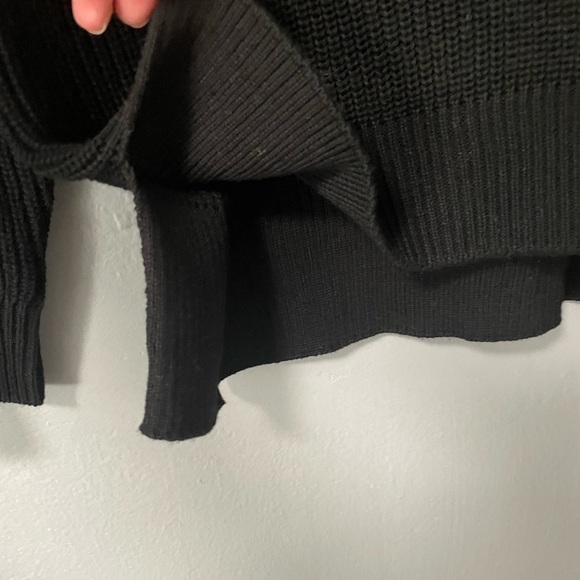 NWT Miracle Cotton Crew Neck Long Sleeves Black Sweater. Size S/M - Picture 4 of 7